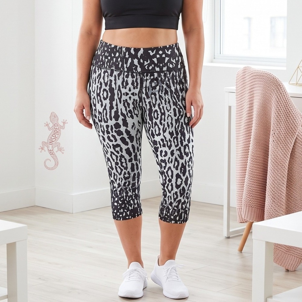 Z by Zella Leggings Women Large Gray Black Leopard Print Cropped Athletic Yoga